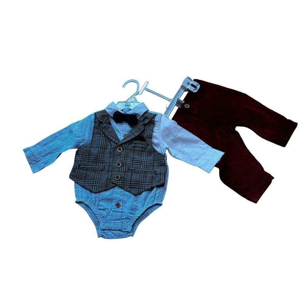 Little Lad BABY Boys Dress up  outfit, size 3-6 mos, NEW! Vest & Bow Tie!